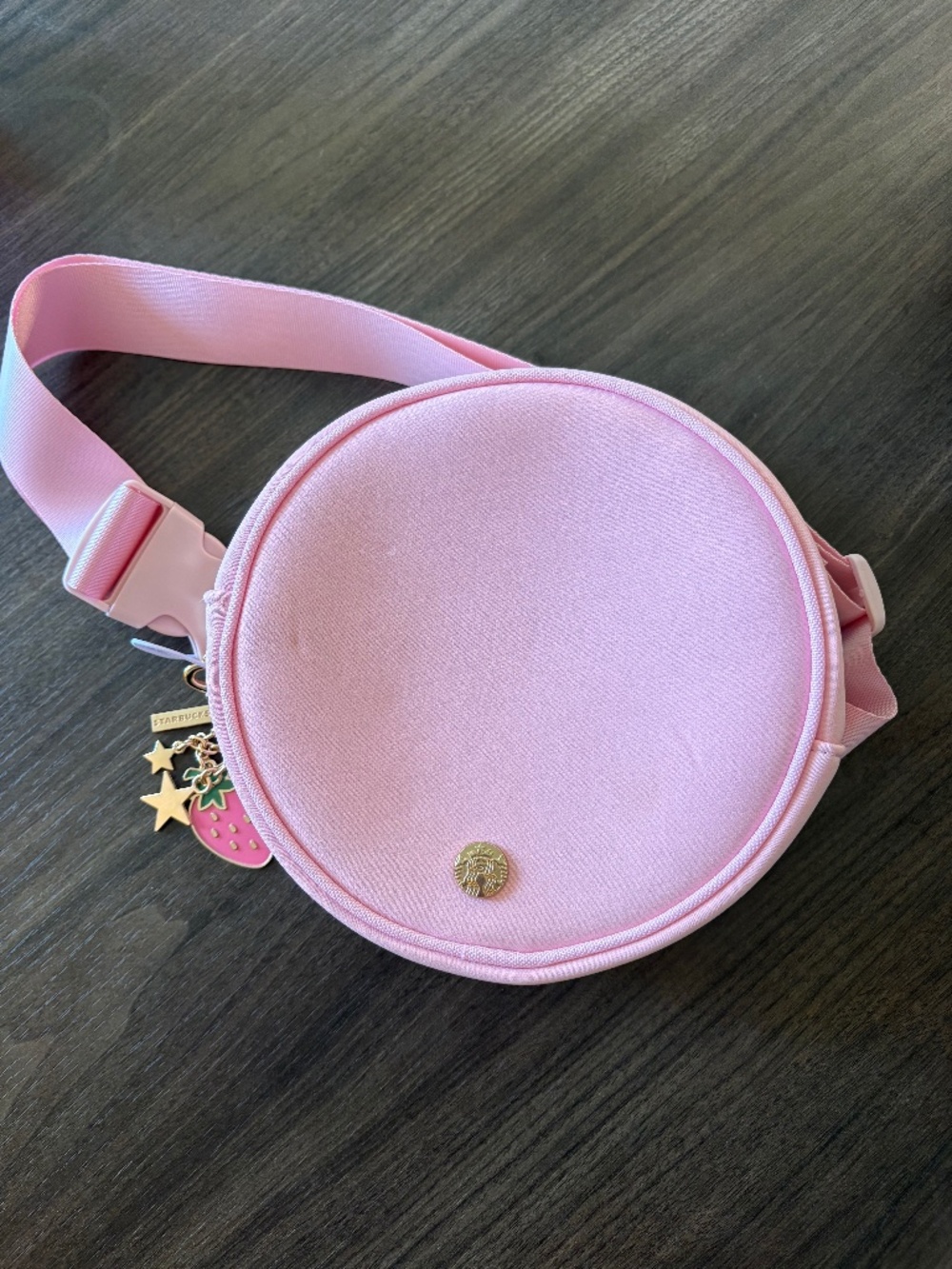 ✨🍓 NWT 2026 Starbucks 'Pink Drink' Belt Bag w/ Charms